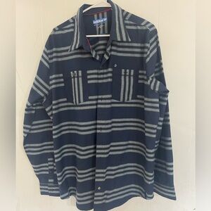 Adidas skateboarding long sleeve xl men’s blue plaid button down
